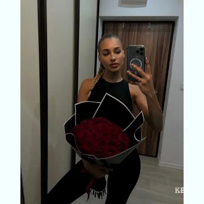 Молоденькая шалунья избавит от полюций